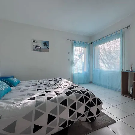 Apartment Dauphin - Kiwi Aytre