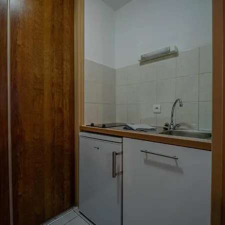 Dauphin - Kiwi * Эйтре