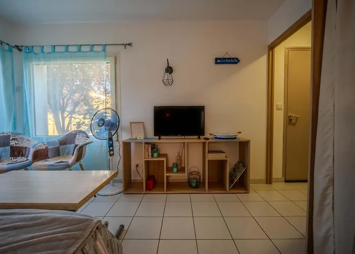 Апартаменты Dauphin - Kiwi Эйтре