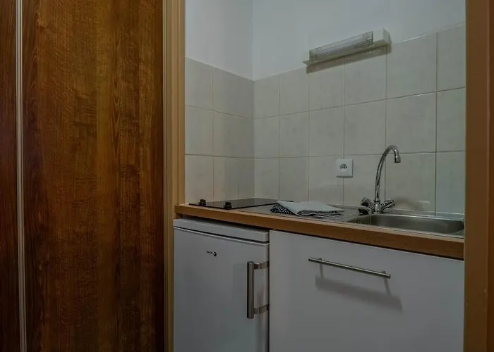 Dauphin - Kiwi * Эйтре